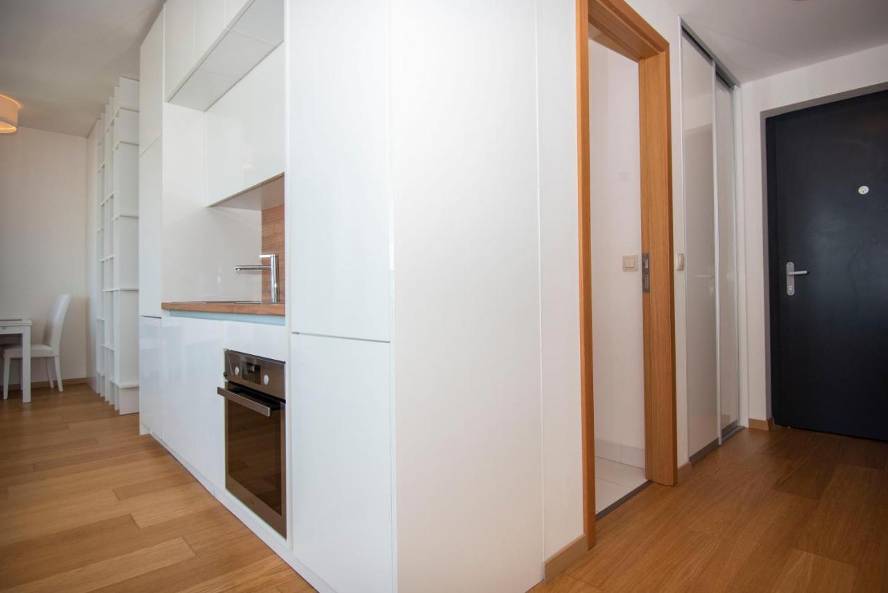 Luxury 1Bdrm On The 28Th Floor Daire Bratislava Dış mekan fotoğraf